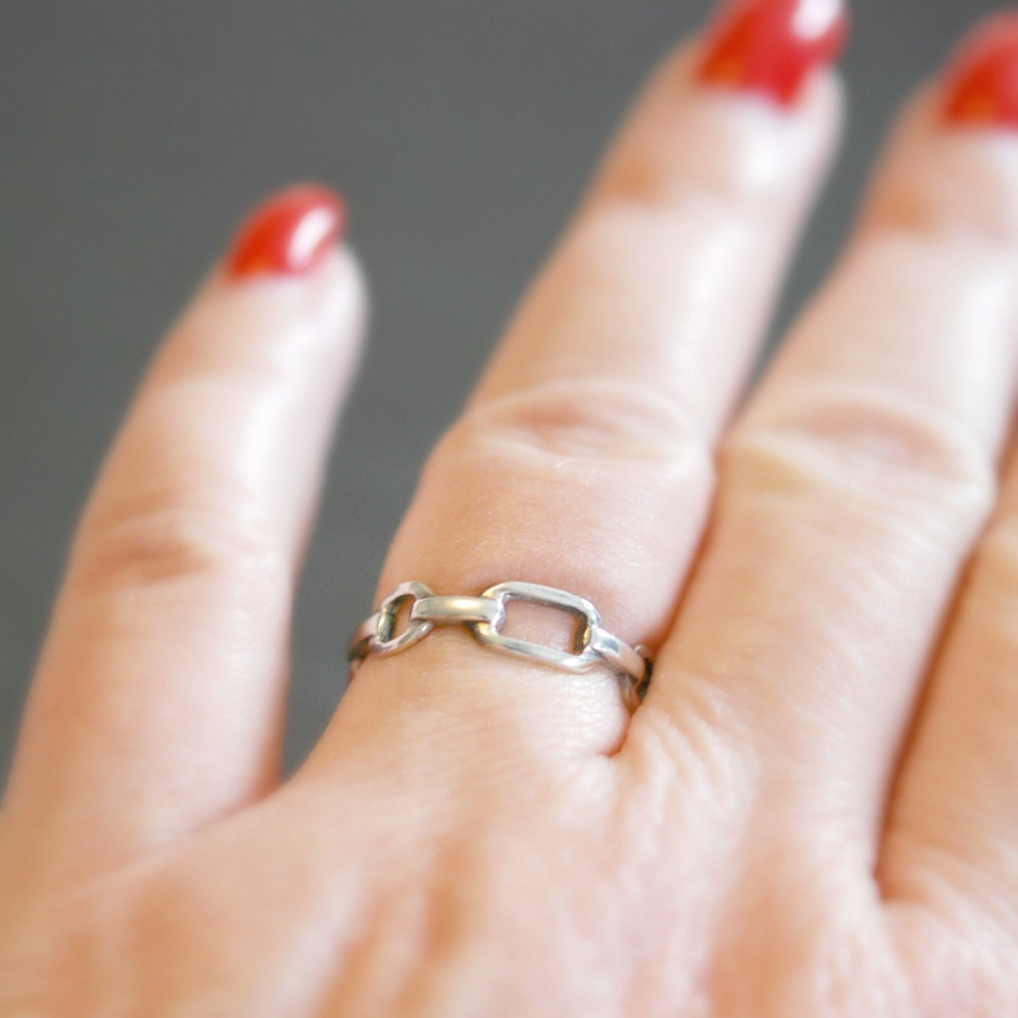 Sterling silver chain link ring, chain ring, geometric ring, silver band, links ring, modern ring, minimalist ring, stacking ring for women