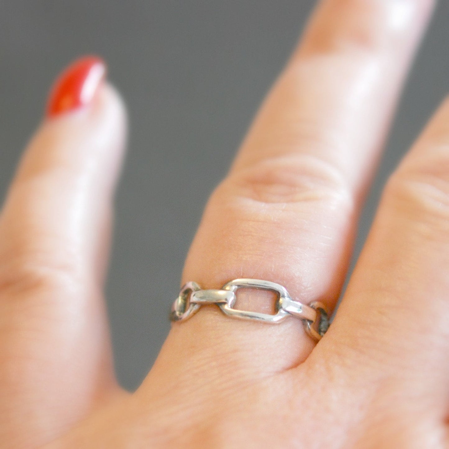 Sterling silver chain link ring, chain ring, geometric ring, silver band, links ring, modern ring, minimalist ring, stacking ring for women
