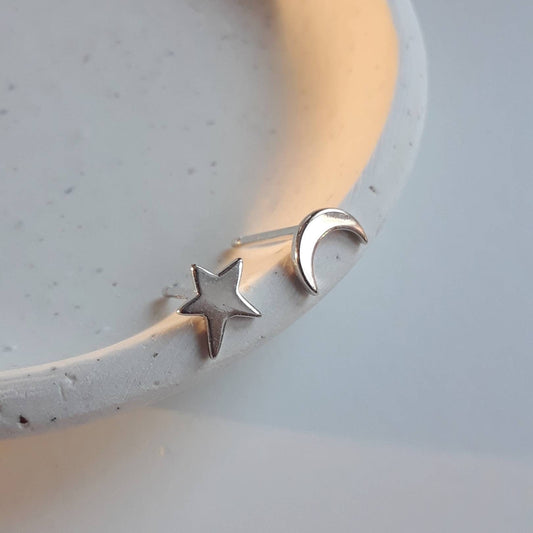 Star and moon stud earrings
