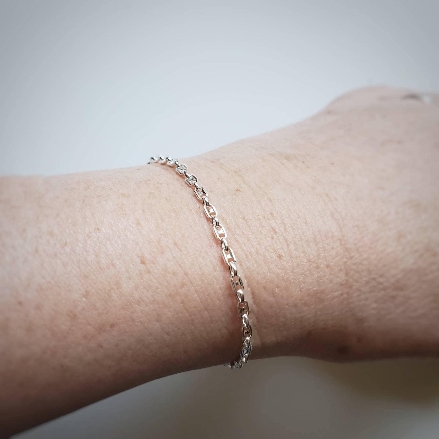 Sterling silver puffy marine chain bracelet, elegant bracelet, 925 silver chain link bracelet, gift for her, dainty jewelry, layering chain