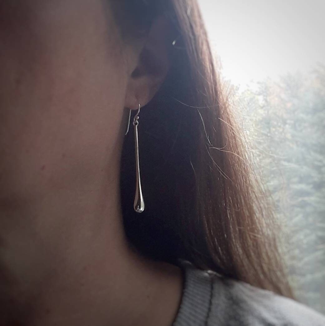 Vertigo teardrop earrings