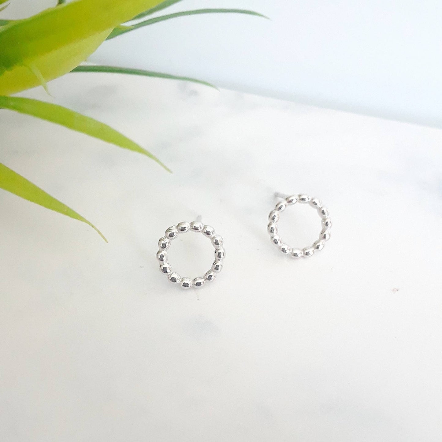 Justine dotted circle stud earrings