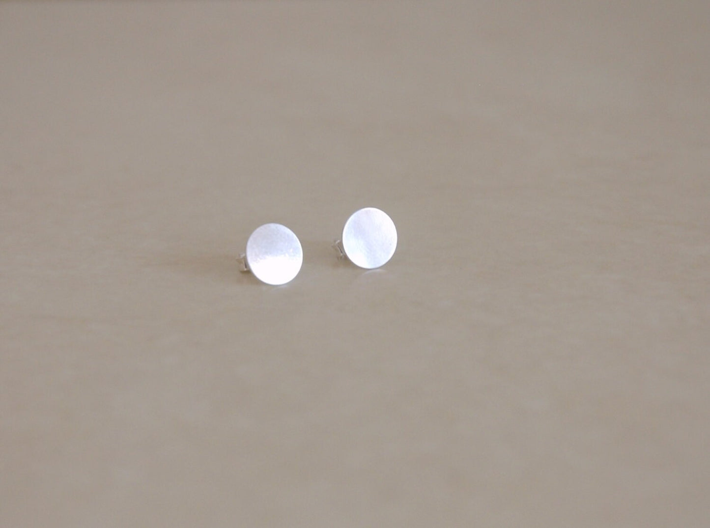 Sterling silver disk studs, silver disk earrings, round silver studs, 8mm, dainty circle studs, dot earrings, multi piercing, simple earring